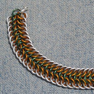 CHAINMAIL BRACELET - ALLIGATOR BACK WEAVE